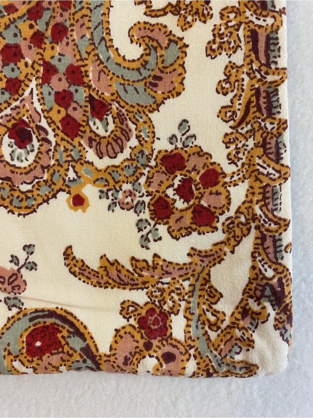 Pottery Barn cream red floral paisley 18